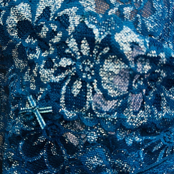 NWT Victoria’s Secret Blue Shimmer Floral Lacie High Leg Cheeky Underwear - Picture 5 of 10